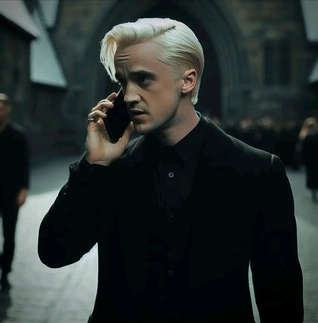 Draco Malfoy - NSFW Character AI Chat